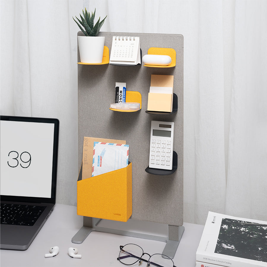 Bend-it Floating Shelf