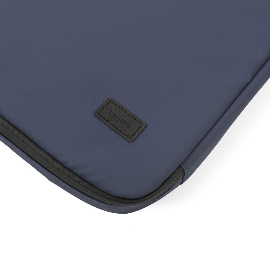 Case Logic Reflect 15.6 Laptop Sleeve Case - Navy Blue